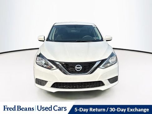 Used 2017 Nissan Sentra SV FWD image 2