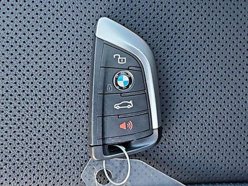 Certified 2023 BMW 330i Sedan w/ Convenience Package image 36