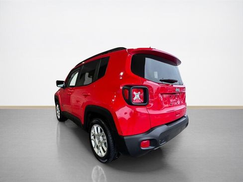 Used 2019 Jeep Renegade Latitude image 6