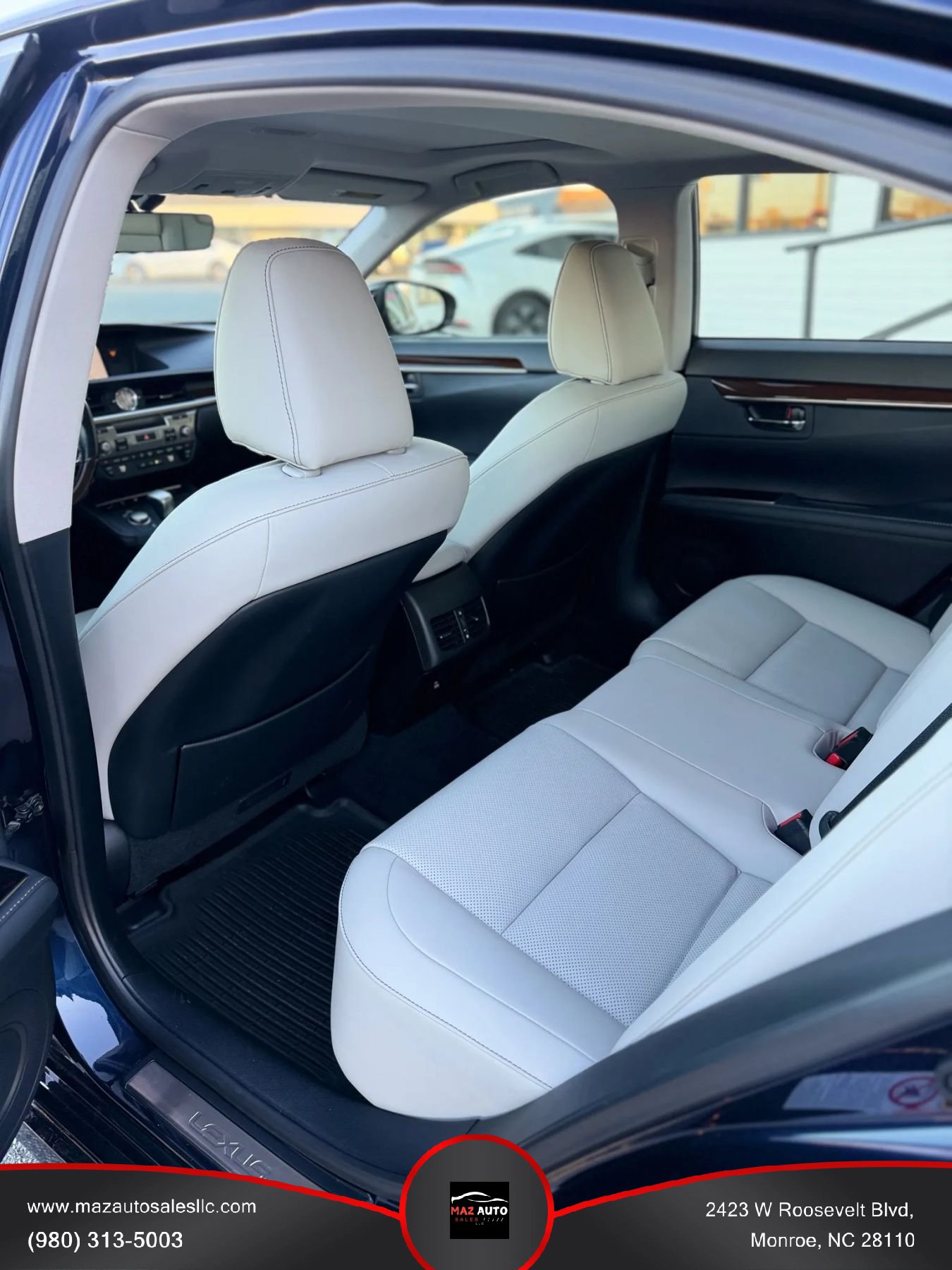 Used 2016 Lexus ES 350 w/ Navigation System Package FWD image 12