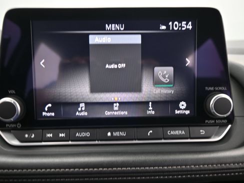 Used 2025 Nissan Rogue SV FWD image 19
