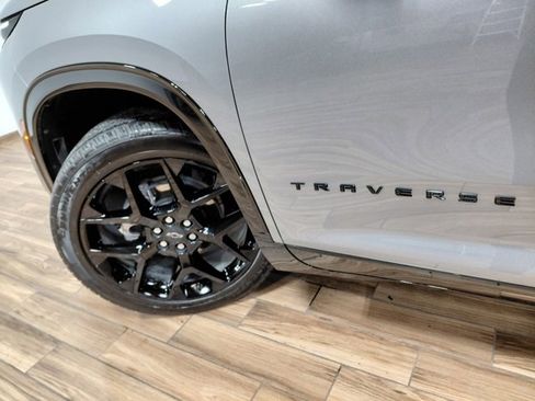Certified 2024 Chevrolet Traverse RS w/ LPO, Floor Liner Package image 22