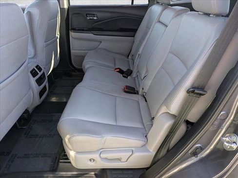 Used 2018 Honda Pilot EX-L image 18