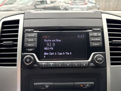 Used 2018 Nissan Frontier SV RWD image 19