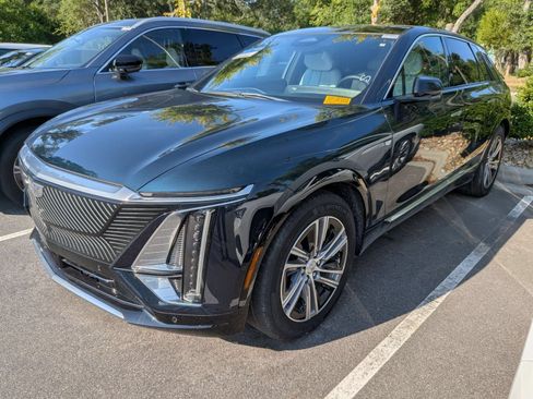Used 2024 Cadillac Lyriq Luxury RWD image 4