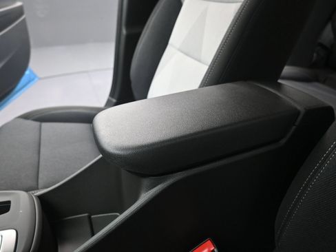 New 2026 Chevrolet Trax LS w/ LS Convenience Package FWD image 31