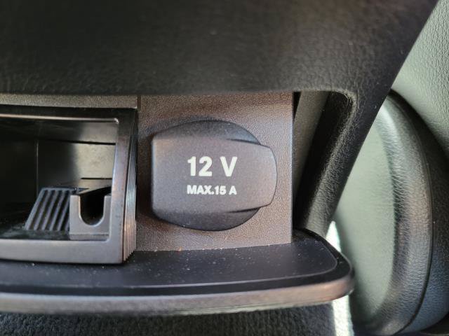 Used 2018 Mercedes-Benz E 400 4MATIC Sedan image 14