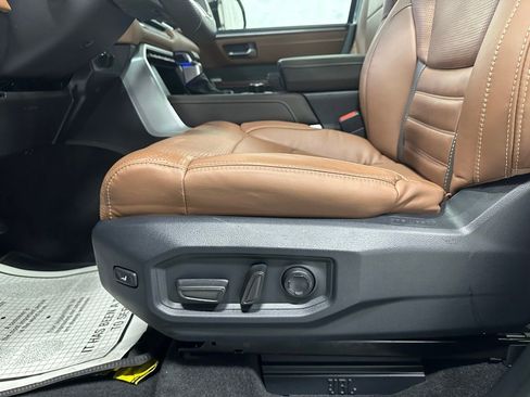 Used 2025 Toyota Tundra 1794 Edition image 13