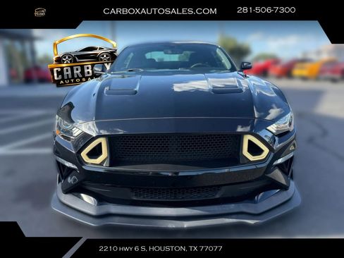 Used 2018 Ford Mustang GT w/ Black Accent Package RWD image 8
