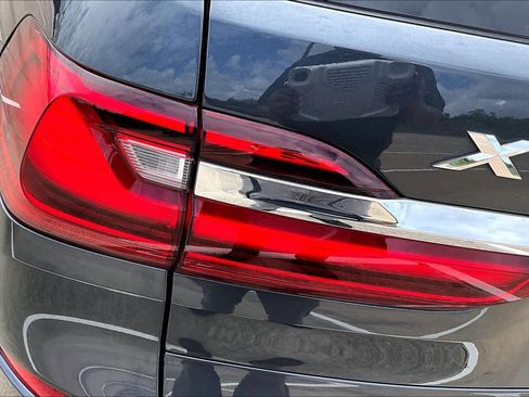 Used 2019 BMW X7 xDrive50i w/ Dynamic Handling Package AWD/4WD image 29