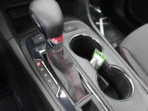 Used 2023 Chevrolet Equinox RS image 25