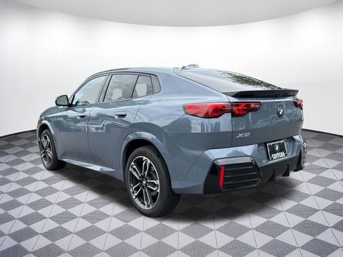 Used 2025 BMW X2 xDrive28i w/ Premium Package AWD/4WD image 3