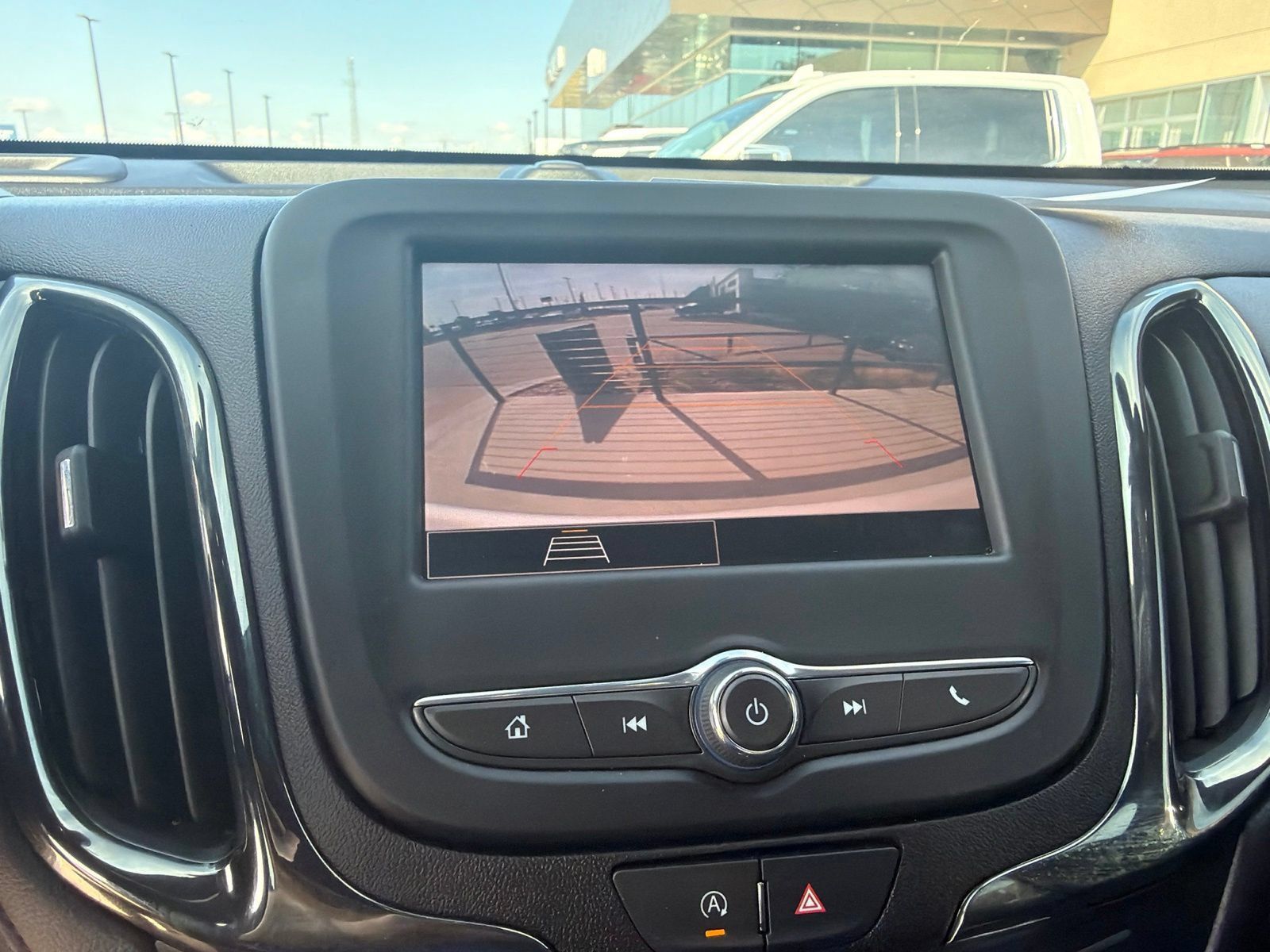 Used 2024 Chevrolet Equinox RS FWD image 16