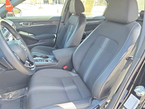 Used 2025 Honda Civic Sport image 16