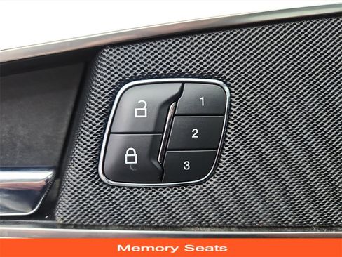 Used 2019 Lincoln Nautilus Reserve image 36