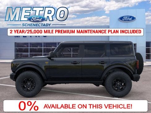 New 2026 Ford Bronco Badlands w/ Sasquatch Package AWD/4WD image 4