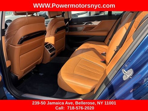 Used 2022 BMW 750Li xDrive AWD/4WD image 25