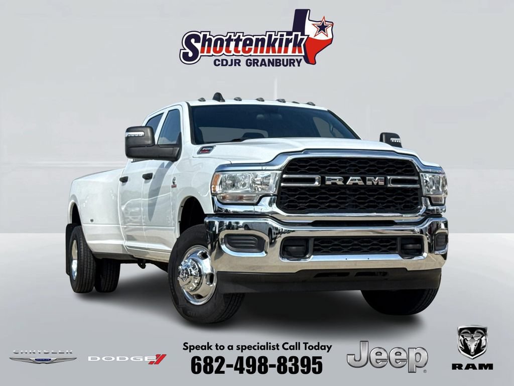 Used 2024 RAM 3500 Tradesman w/ Chrome Appearance Group AWD/4WD image 1