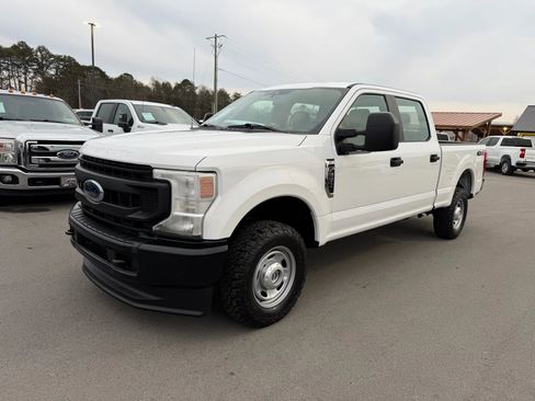 Used 2021 Ford F250 XL w/ Power Equipment Group image 2