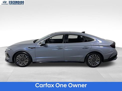 Certified 2025 Hyundai Sonata Limited FWD image 2