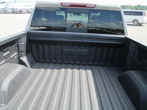 New 2026 GMC Sierra 1500 AT4 w/ AT4 Premium Package image 6