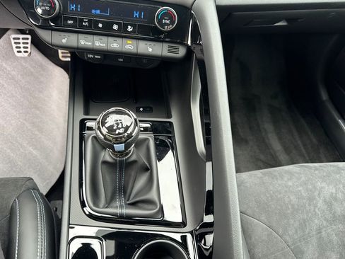 New 2025 Hyundai Elantra N image 18