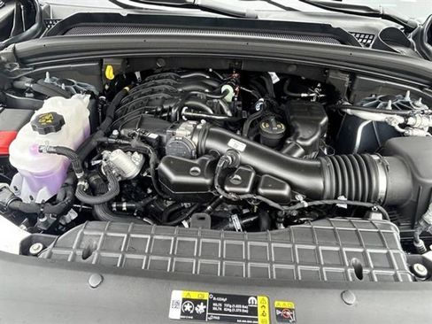 New 2025 Jeep Grand Cherokee L Limited w/ Luxury Tech Group II image 23