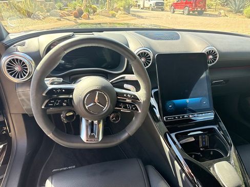 Used 2023 Mercedes-Benz SL 63 AMG SL 63 AMG image 17