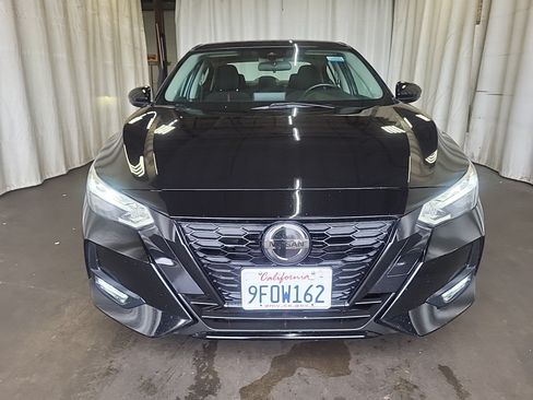 Used 2023 Nissan Sentra SR w/ Midnight Edition Package FWD image 6