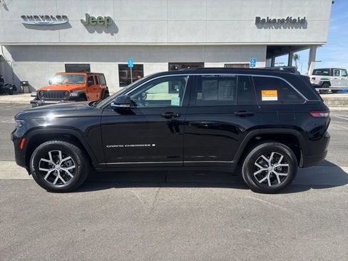 Certified 2024 Jeep Grand Cherokee Limited w/ Trailer Tow Package RWD image 2