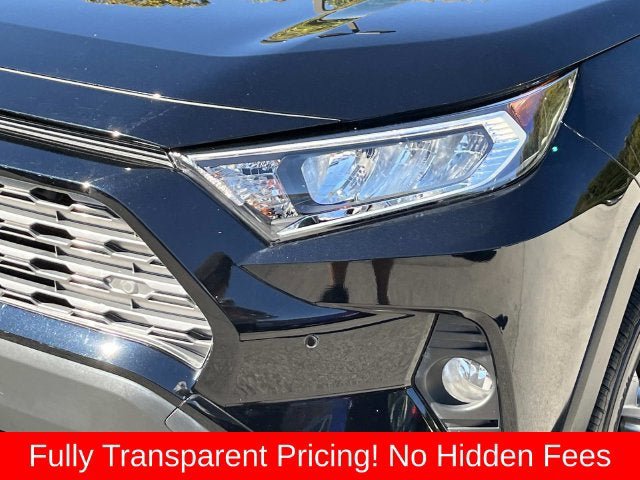 Used 2020 Toyota RAV4 Limited AWD/4WD image 10