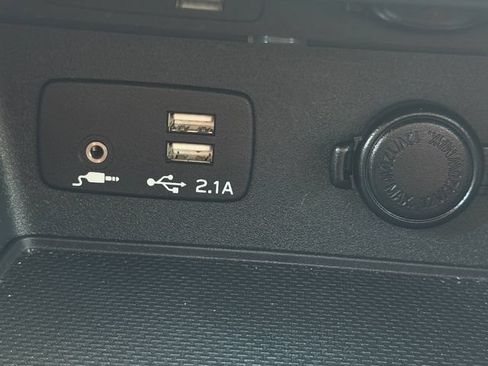 Used 2021 Subaru Forester Touring w/ Popular Package #2 AWD/4WD image 21