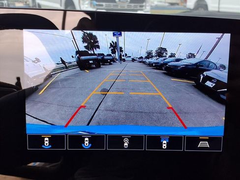 Used 2022 Chevrolet Corvette Stingray Premium Cpe w/ Z51 Performance Package image 11