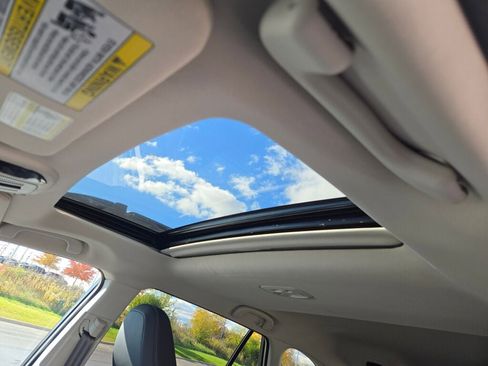 Certified 2025 Subaru Outback Limited image 22