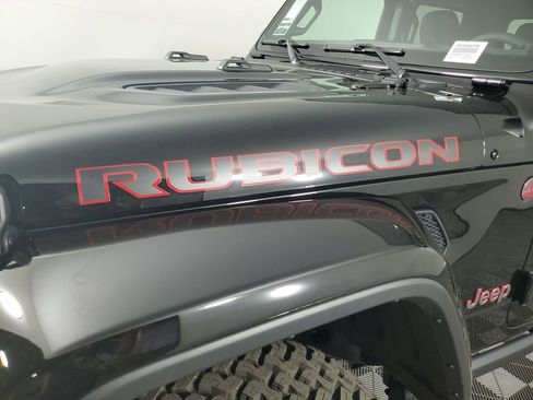 New 2025 Jeep Gladiator Rubicon image 30