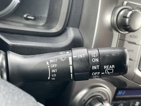 Used 2015 Toyota 4Runner Limited image 19