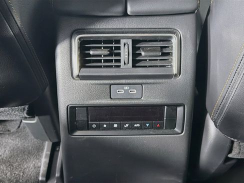 Used 2024 MAZDA CX-90 Plug-In Hybrid w/ Premium Pkg AWD/4WD image 29