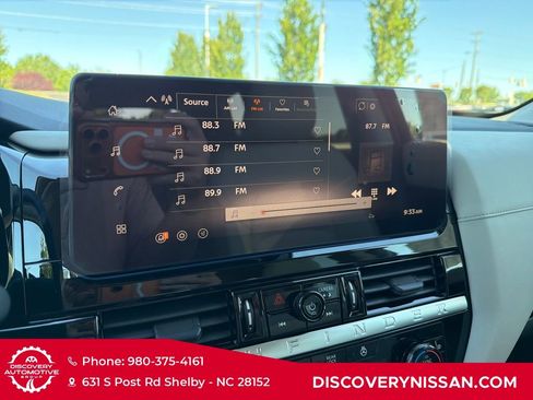New 2026 Nissan Pathfinder SL AWD/4WD image 16