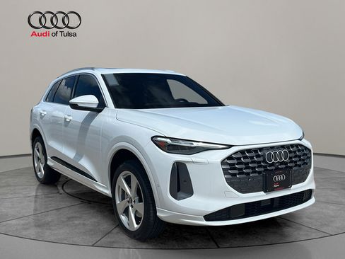 New 2026 Audi Q5 Premium Plus AWD/4WD image 1