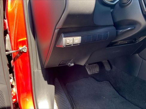 Used 2019 Toyota Corolla XSE FWD image 35