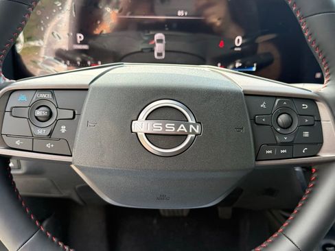 New 2026 Nissan Sentra SR w/ SR Premium Package FWD image 8