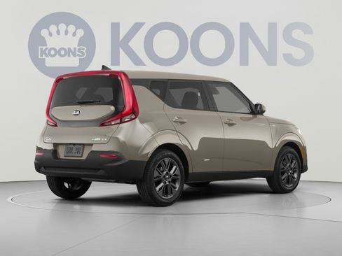 Used 2020 Kia Soul EX w/ Option Group 015 FWD image 4