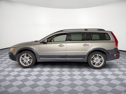 Used 2016 Volvo XC70 T5 Platinum AWD/4WD image 2
