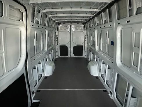 New 2026 Mercedes-Benz Sprinter 2500 image 13