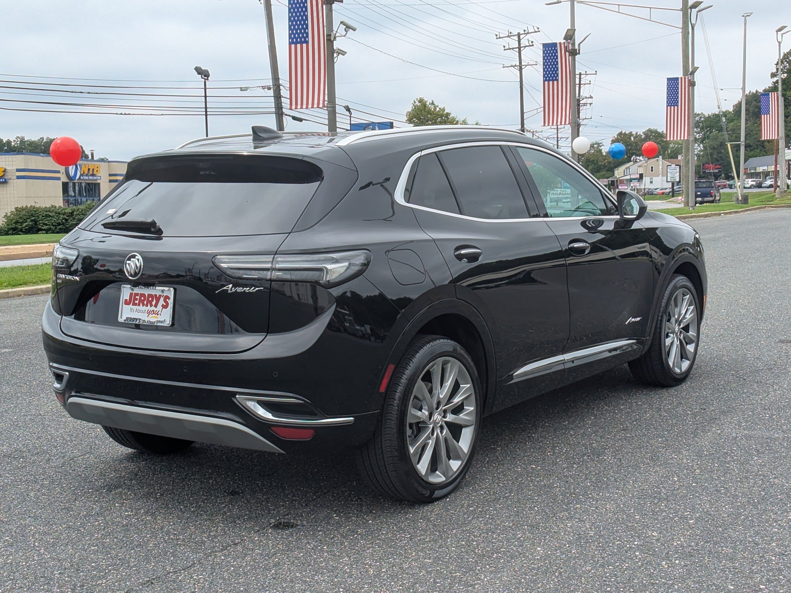 Certified 2023 Buick Envision Avenir AWD/4WD image 9