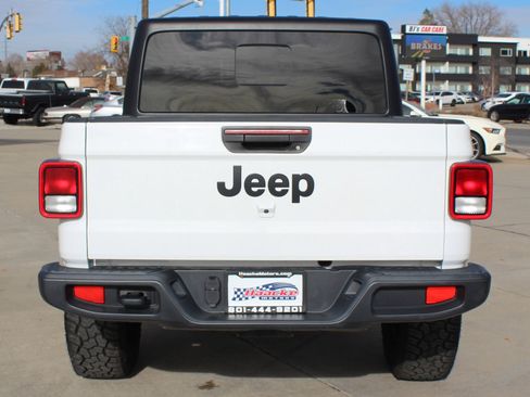 Used 2023 Jeep Gladiator Sport image 30