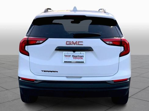 Used 2020 GMC Terrain SLT w/ Elevation Edition image 5