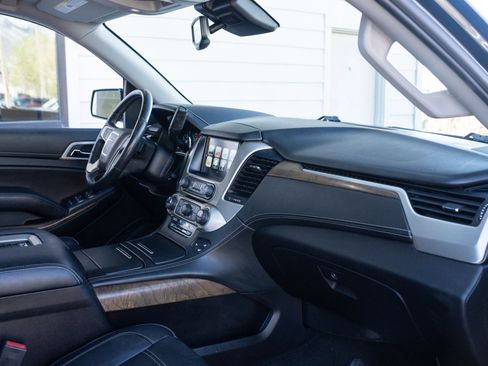 Used 2018 GMC Yukon Denali w/ Denali Ultimate Package image 23