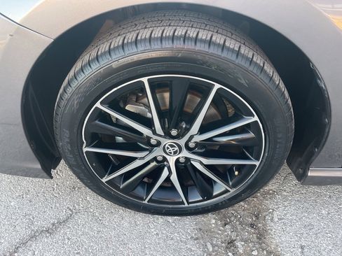 Used 2021 Toyota Camry SE image 8