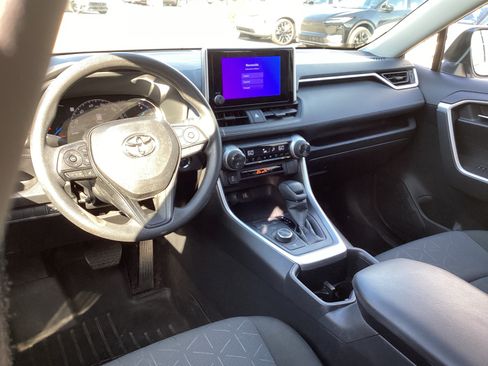 Used 2024 Toyota RAV4 XLE AWD/4WD image 14